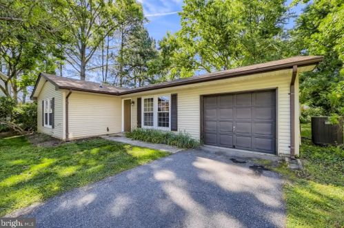 2528 Flowering Tree Ln, Gambrills, MD 21054-1406
