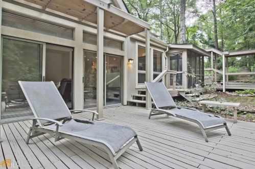 2610 Brushy Nob Ln, Stockbridge GA  30281-5243 exterior