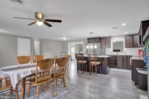 605 Spring Garden St, Carlisle PA  17013-9264 exterior