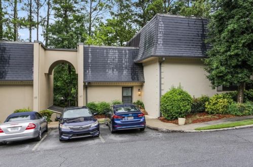 67 Adrian Pl, Atlanta, GA 30327-4000