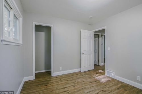 11316 Heights Dr, Minneapolis MN  55433-3528 exterior