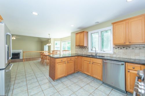 12 Mount Pleasant Rd, Sparta, NJ 07871-3844