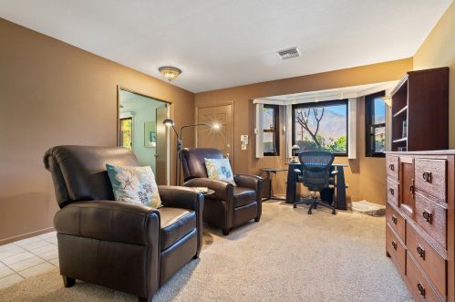 2004 Nicola Rd, Palm Springs, CA 92262-3540