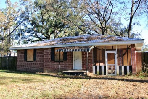 2920 Madeline Rd, Albany, GA 31705-3495