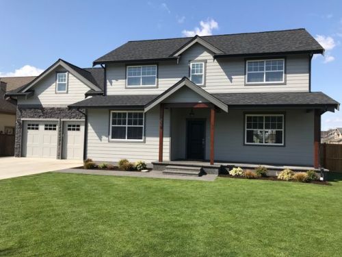 820 Red Maple Loop, Everson, WA 98247-8768