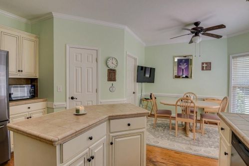 203 Avrett Ln, Evans GA 30809-6674 exterior