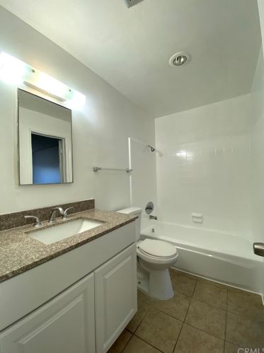 1033 Springfield St, Upland CA 91786-2625 exterior