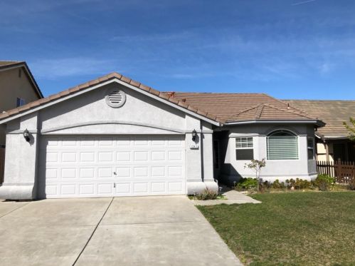 1241 Veeck Dr, Turlock, CA 95382-6648