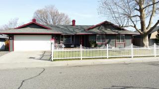 426 Louisiana St, Kennewick, WA 99336-1647