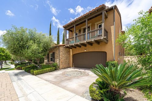 63 Fanlight, Irvine, CA 92620-3435