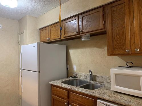3713 Bryce Ave, Fort Worth TX  76107-4027 exterior