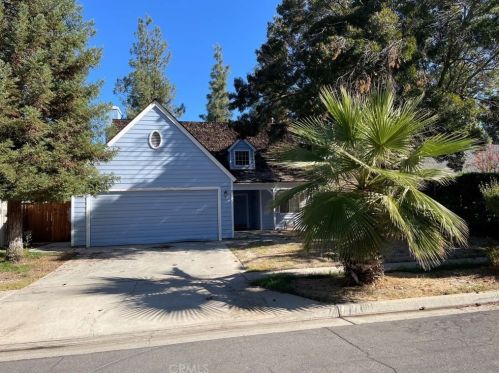 4132 Galaxy Ave, Fresno, CA 93722-6004