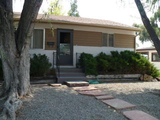 2560 Hollywood Dr, Pueblo, CO 81005-2708