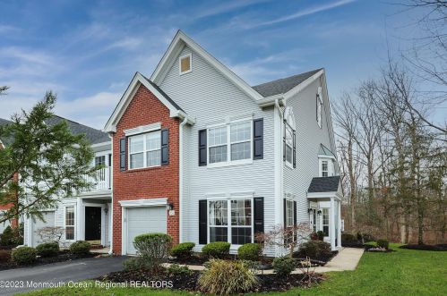 336 Daniele Dr, Tinton Falls, NJ 07712-7908