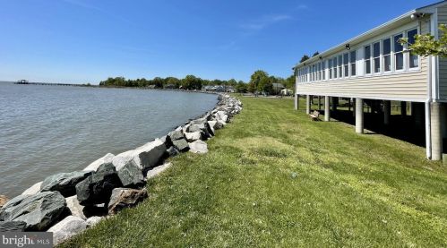 1174 Spruce Ave, Shady Side MD 20764-9562 exterior