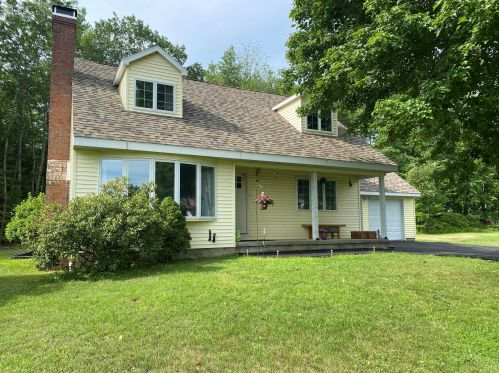 39 Mullett Ln, Biddeford, ME 04005-7300