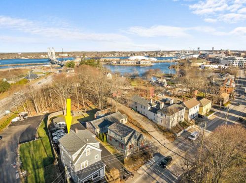 383 Maplewood Ave, Portsmouth, NH 03801-3536