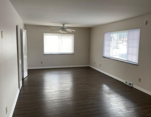 3974 Creek Rd, Cincinnati, OH 45241-2810