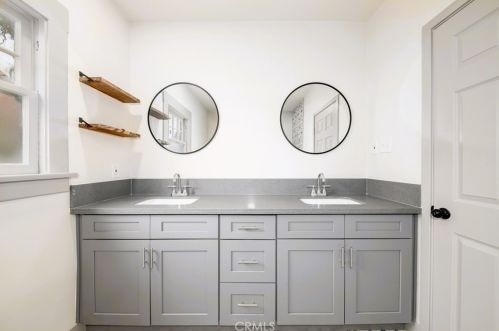 5743 Magnolia Ave, Riverside CA  92506-1824 exterior