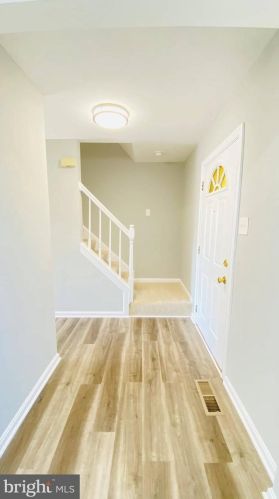 4 Dinsdale Ct, Silver Spring MD exterior