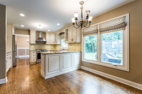 1502 Frank Ave, Bannockburn IL  60015-3523 exterior