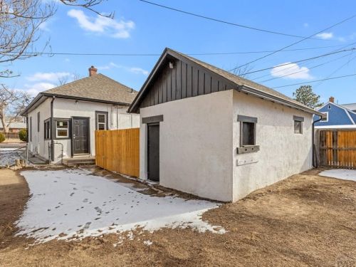 1321 West St, Pueblo CO  81003-2130 exterior