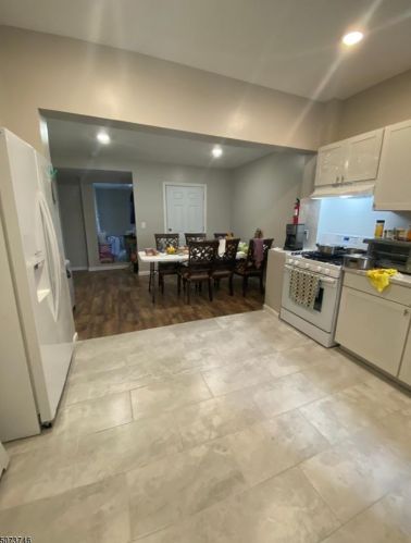 205 Park Ave, Paterson NJ  07501-2316 exterior