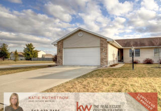 3901 Aberdeen Dr, Champaign, IL 61822-8574