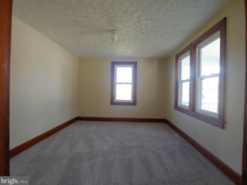 1550 Broadway, Hanover PA 17331-2555 exterior