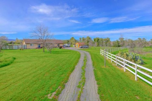 16546 County Road 87, Esparto, CA 95627-2126