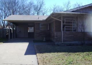 5521 Winifred Dr, Fort Worth TX  76133-2525 exterior