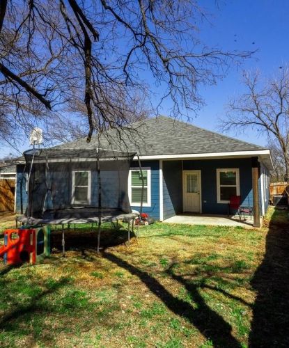 1912 Belzise Ter, Fort Worth TX  76104-7100 exterior