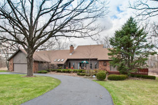 4215 Union Rd, Bull Valley, IL 60098-8841