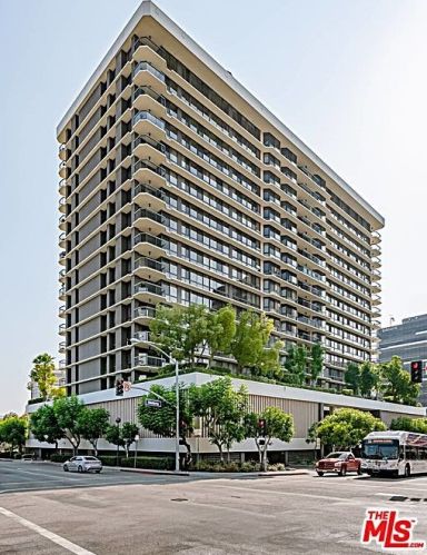 222 Monterey Rd, Glendale CA 91206-2052 exterior