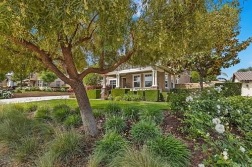 16107 Sierra Heights Dr, Riverside CA  92503-8413 exterior