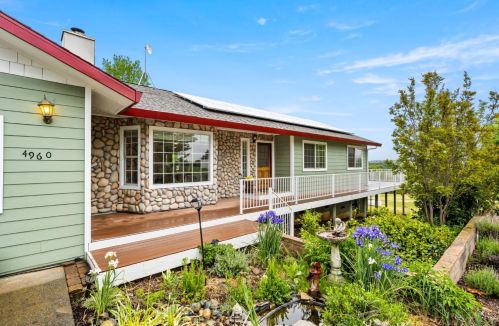 4960 Creekhaven Rd, Auburn, CA 95602-9094
