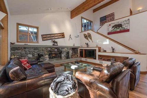284 Basque Dr, Truckee, CA 96161-3939