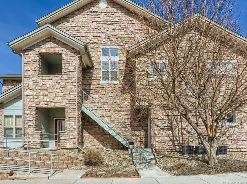 18701 Water Dr, Aurora, CO 80013-6502