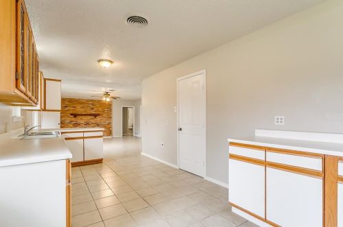 324 Afton Rd, Fort Worth TX  76134-3947 exterior