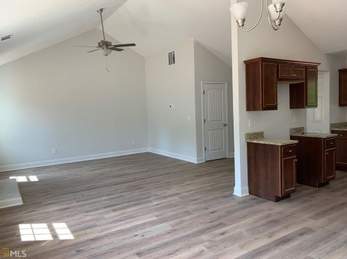 3034 Mount Hebron Rd, Hartwell, GA 30643-2620