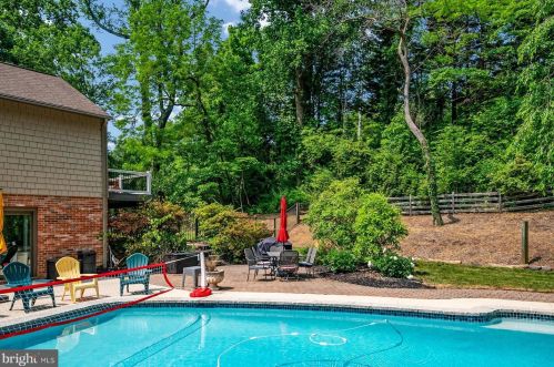 1331 Argyll Dr, Arnold MD  21012-2102 exterior