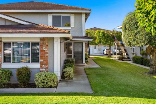 1021 Bailard Ave, Carpinteria, CA 93013-2619