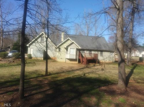 386 Chandler Rdg, Mcdonough, GA 30253-8275