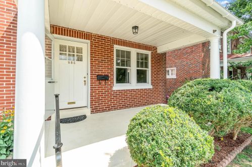 835 Madison St, Lancaster, PA 17602-2423
