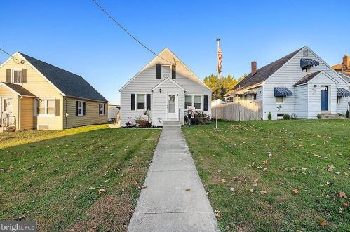 820 Mcallister St, Hanover, PA 17331-4139