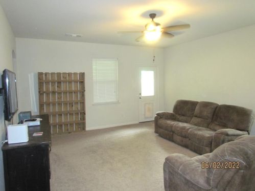 1910 Fairbanks Dr, Princeton TX exterior