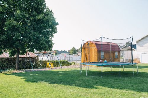 165 400, Smithfield UT 84335-1350 exterior