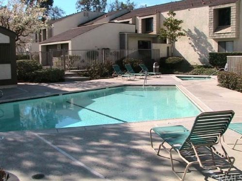 525 Ranch View Cir, Anaheim CA  92807-4320 exterior