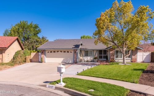 3246 Sheri Dr, Simi Valley, CA 93063-1085