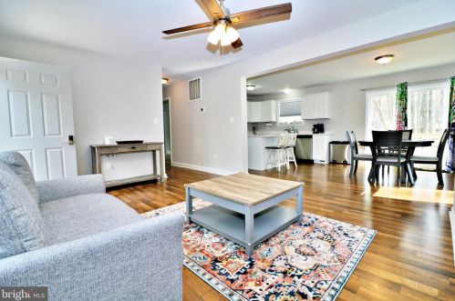 259 Revenoor Rd, Harpers Ferry WV 25425 exterior